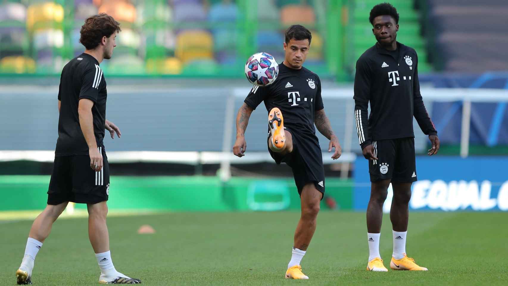 Coutinho entrenando con el Bayern de Múnich / EFE