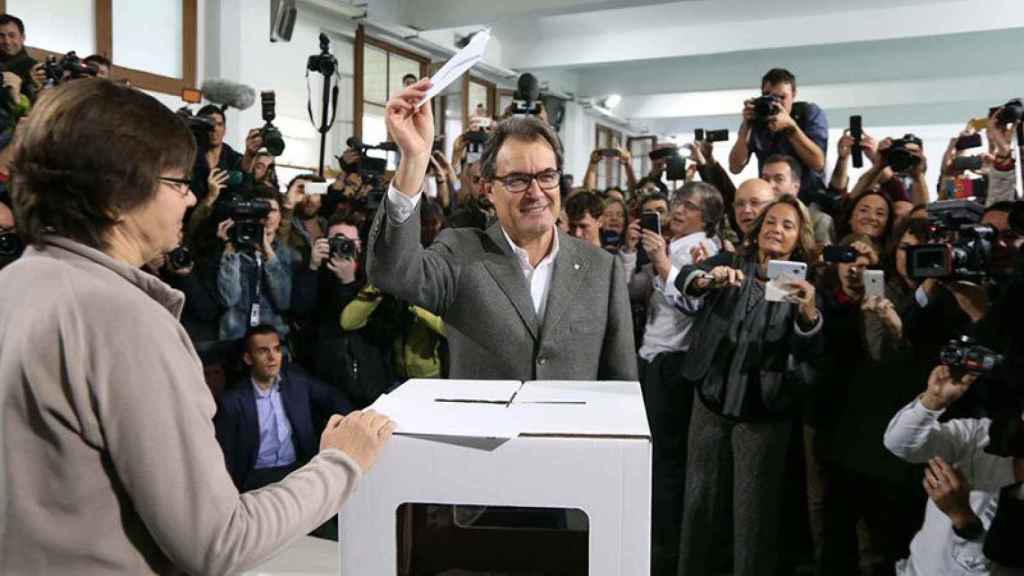 Artur Mas, durante la votación de la consulta secesionista