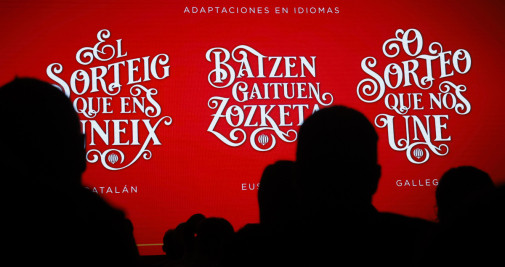 El sorteo del Gordo de Navidad calienta motores en todos los idiomas de España / EFE - Juan Carlos Hidalgo
