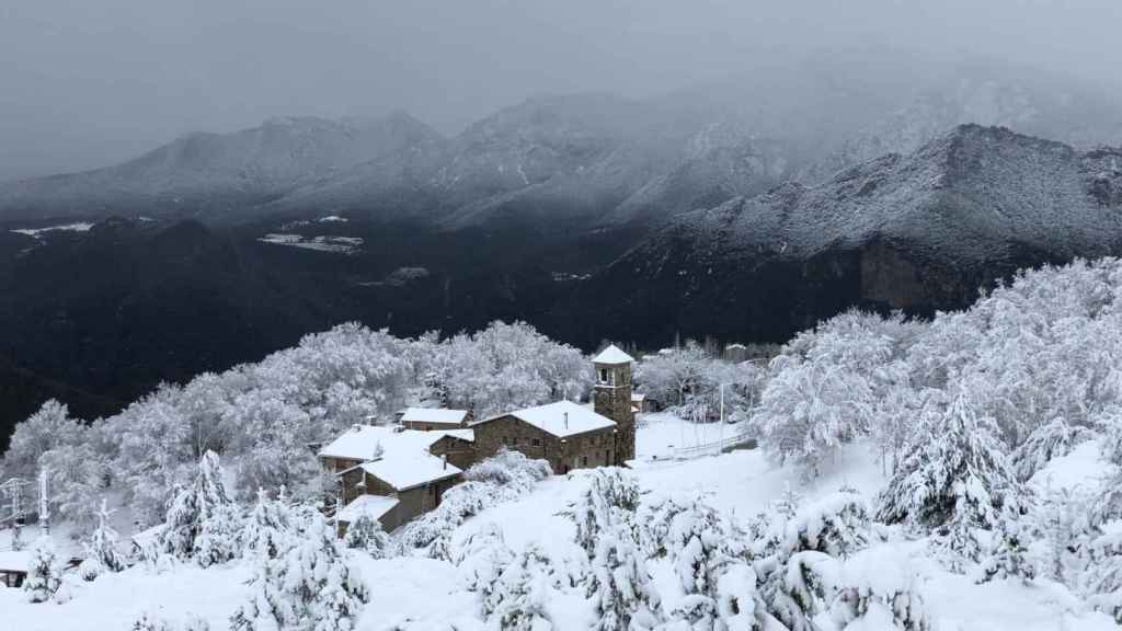 Panorámica de una nevada en la comarca del Berguedà (Barcelona) / EUROPA PRESS