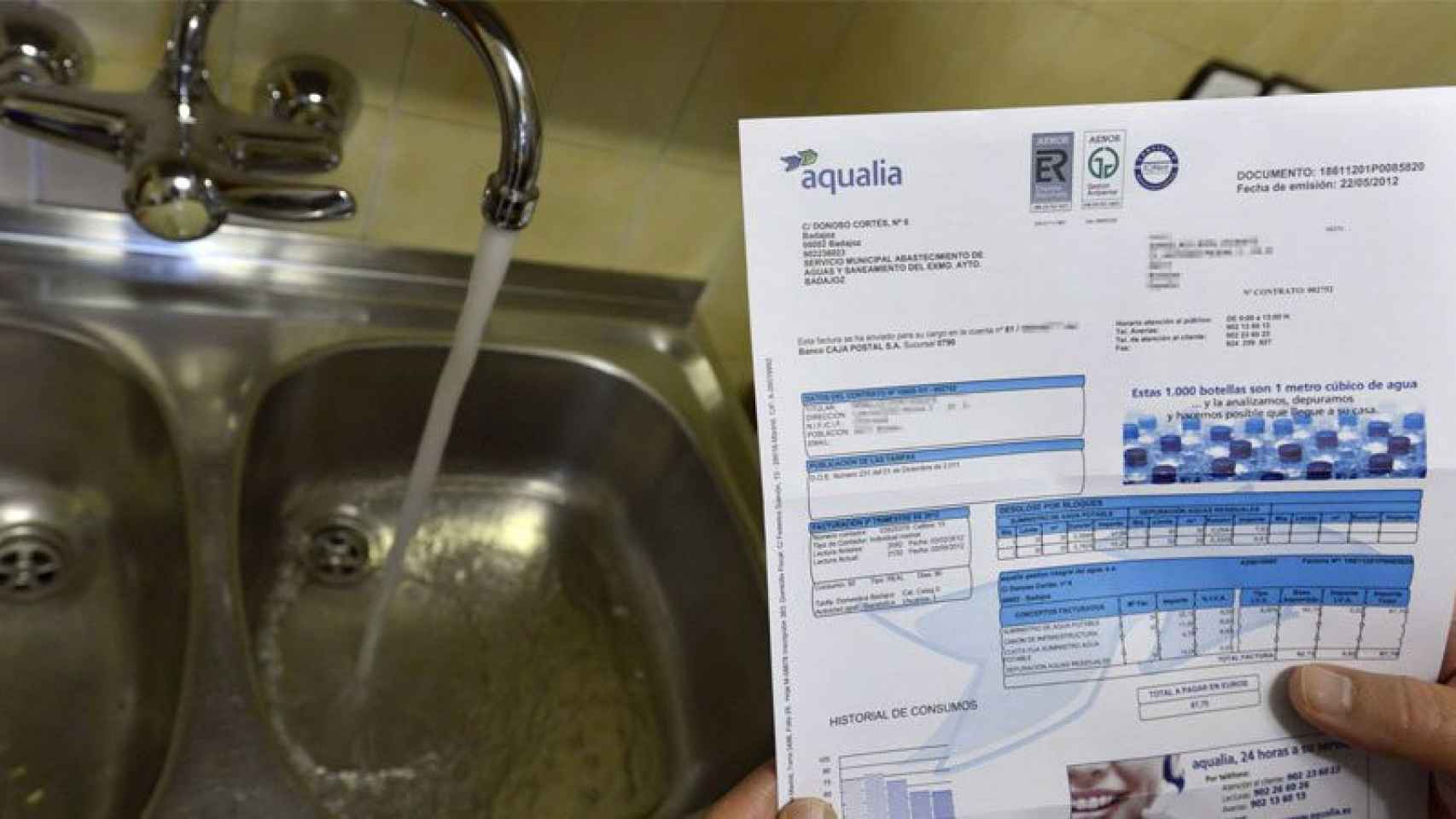 Más de 12.000 familias necesitan ayuda para pagar el agua en Barcelona