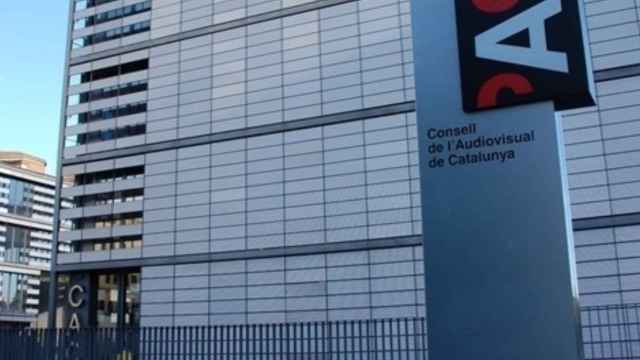 Sede del Consejo Audiovisual de Cataluña (CAC), que sanciona a 8TV por hacer publicidad encubierta en uno de sus programas / EP
