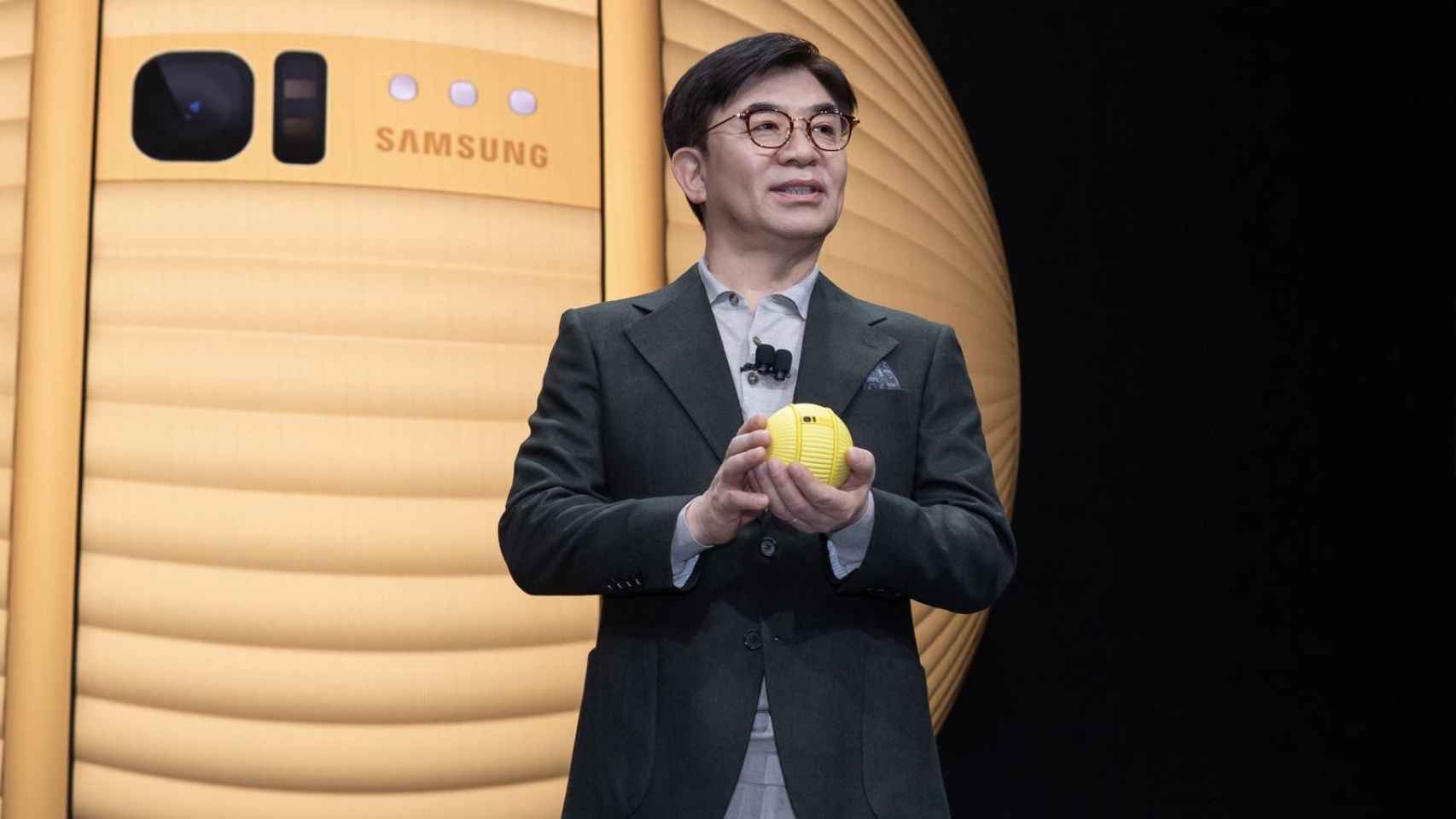 Presentación de Ballie, el nuevo robot asistente de Samsung en el CES 2020 / EUROPA PRESS