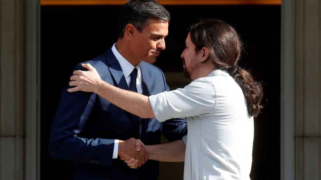 Pedro Sánchez y Pablo Iglesias, contra los fondos buitre y las socimis / EFE