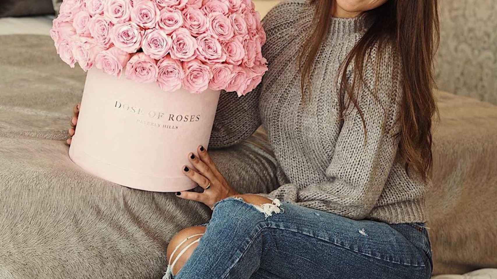 Antonella Roccuzzo ramo de rosas