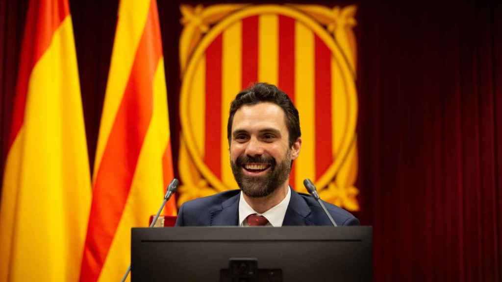 El presidente del Parlament, Roger Torrent, durante una sesión plenaria, en el Parlamento catalán / EP