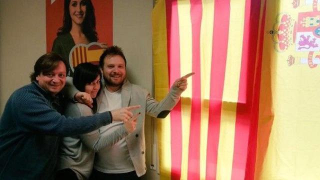 Miembros de Cs en el despacho del Ayuntamiento de Santa Coloma de Gramenet / TWITTER