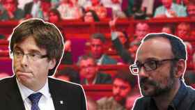 Carles Puigdemont (i), presidente de la Generalitat, y Benet Salellas (d), diputado de la CUP.