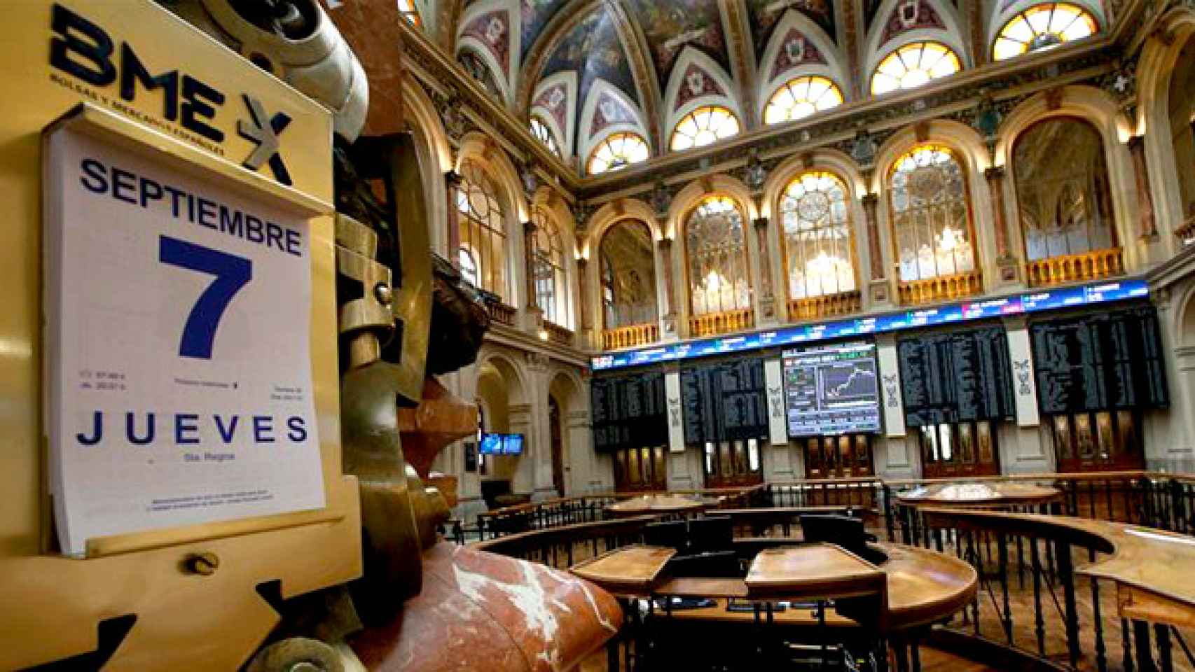 Imagen de la bolsa de Madrid este jueves, una sesión en que las cotizadas, con Banco Sabadell al frente, han lastrado el 0,06% el Ibex 35 / EFE