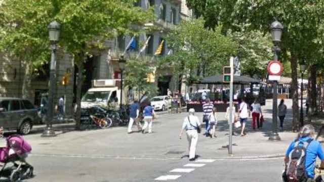 Imagen de la Rambla de Cataluña de Barcelona durante el episodio de rebajas / CG