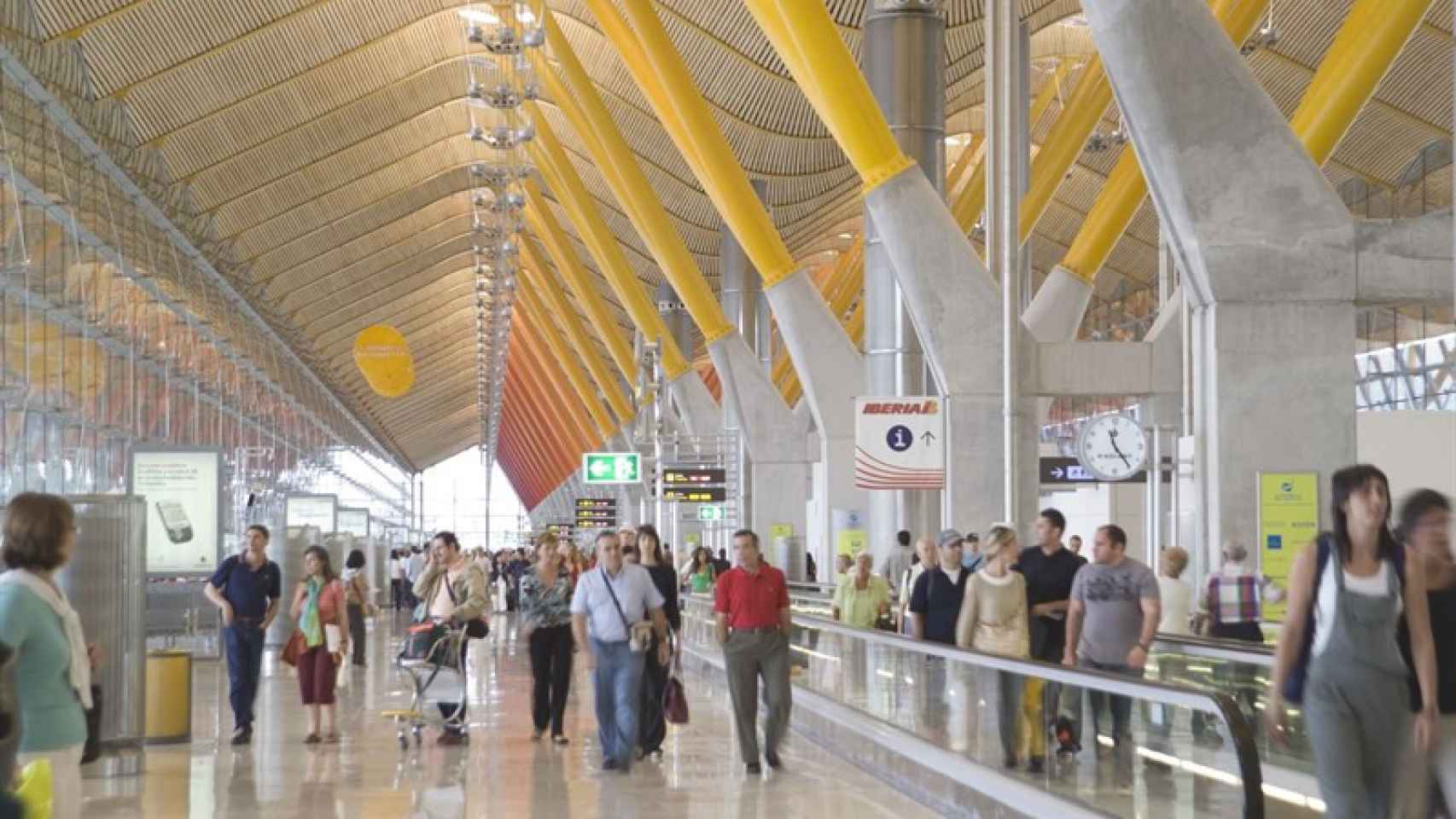 T 4 Barajas