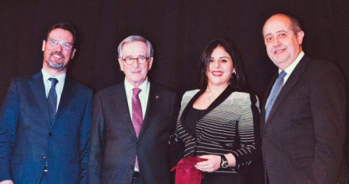 Sheila Tetruashvili (2d), con el exalcalde de Barcelona y candidato a la reelección, Xavier Trias (2i) / CG
