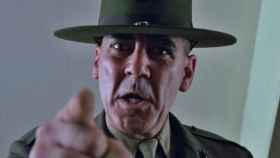 R. Lee Ermey en 'La Chaqueta Metálica' / CG