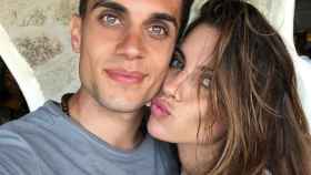 Una foto de Marc Bartra y Melissa Jiménez / Instagram