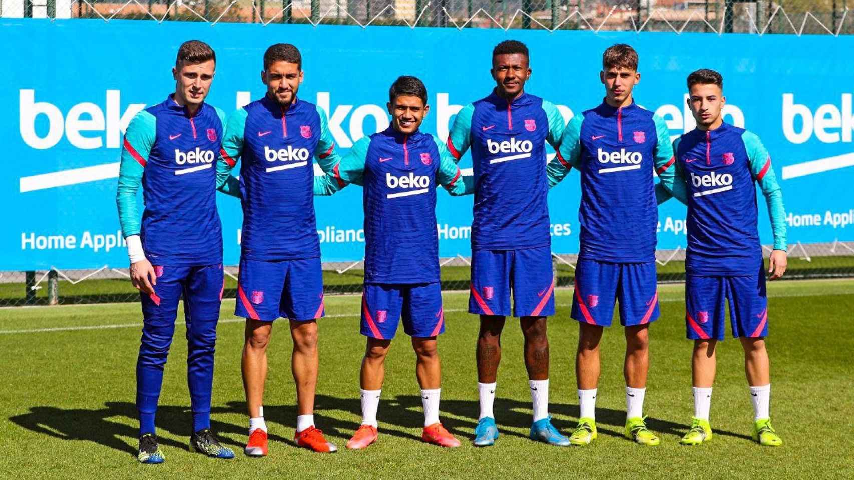 Los seis jugadores de categorías inferiores que han subido a entrenar con el primer equipo / FC Barcelona