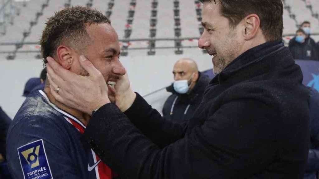 Pochettino celebrando el primer título con el PSG con Neymar / Redes