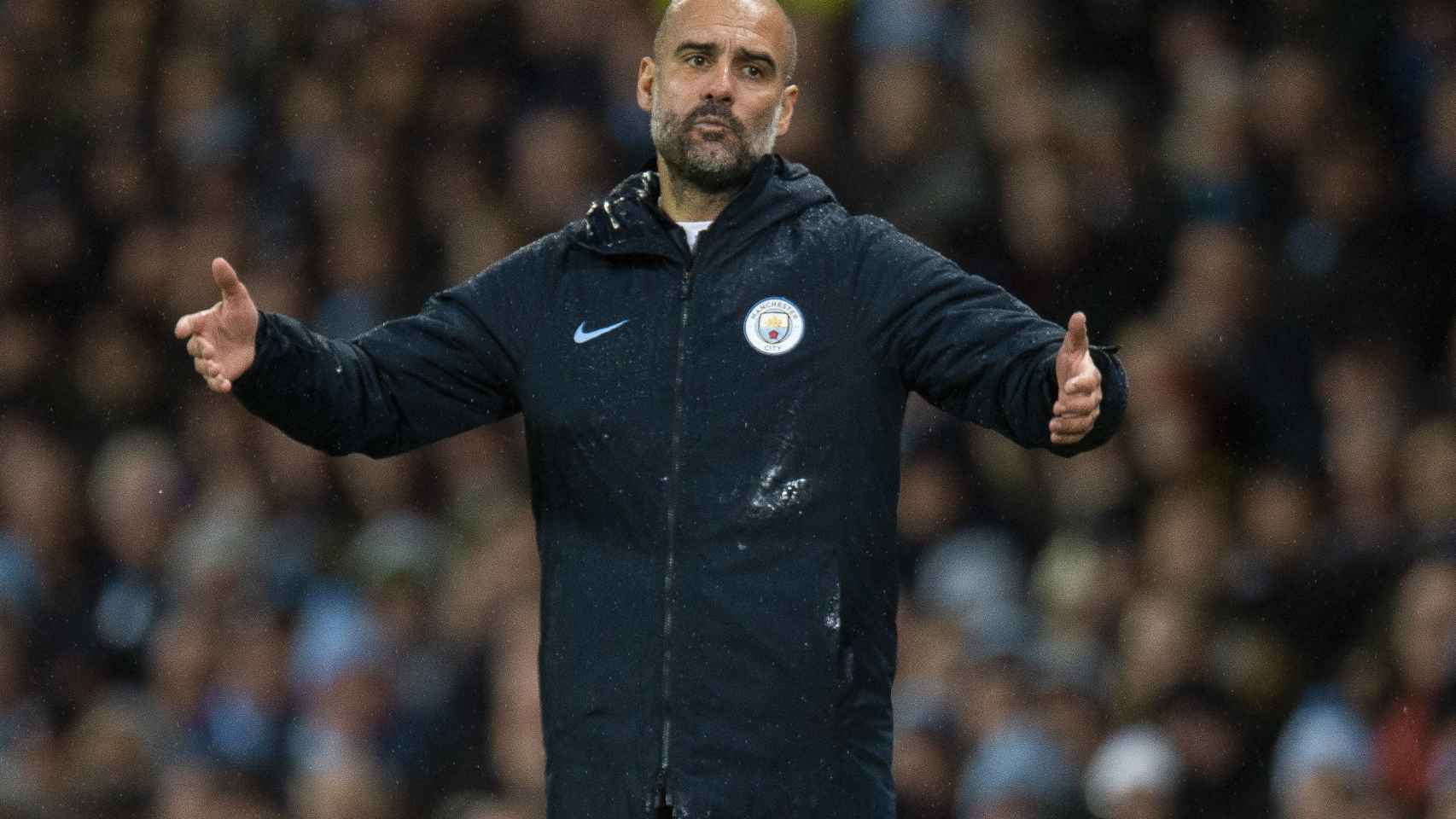 Pep Guardiola en un encuentro del Manchester City / EFE