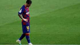 Leo Messi, cabizbajo tras la derrota contra Osasuna | EFE