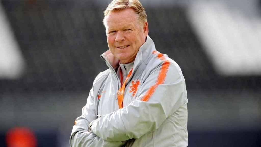 Ronald Koeman dirigiendo un entrenamiento /REDES