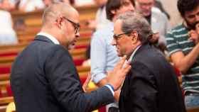 Miquel Buch (i), consejero catalán de Interior, con Quim Torra, presidente autonómico / EFE