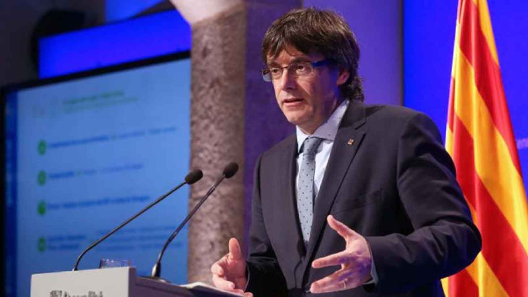 Carles Puigdemont, presidente de la Generalitat, hace balance de sus cien días de gobierno.