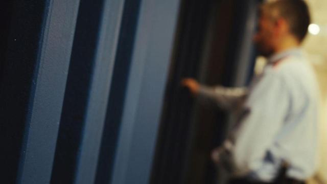 Un policía / MOSSOS D'ESQUADRA