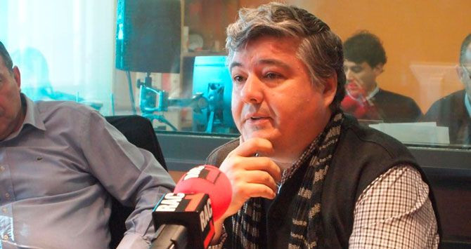 Javier Burón, experto de Vivienda del Ayuntamiento de Barcelona, en la tertulia de RAC1 / RAC1