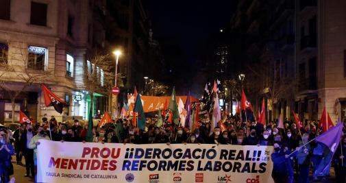 Protestas en Barcelona contra la reforma laboral del Gobierno / Efe