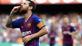 Leo Messi manda un beso tras marcar un gol / EFE