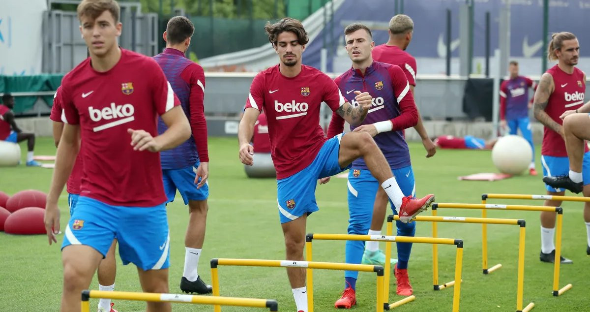 Collado volvió a los entrenamientos del Barça / FCB