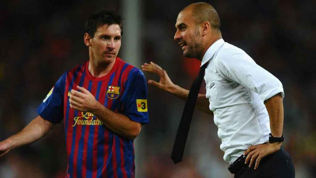 Messi y Guardiola conversan en un antiguo partido del Barça / REDES