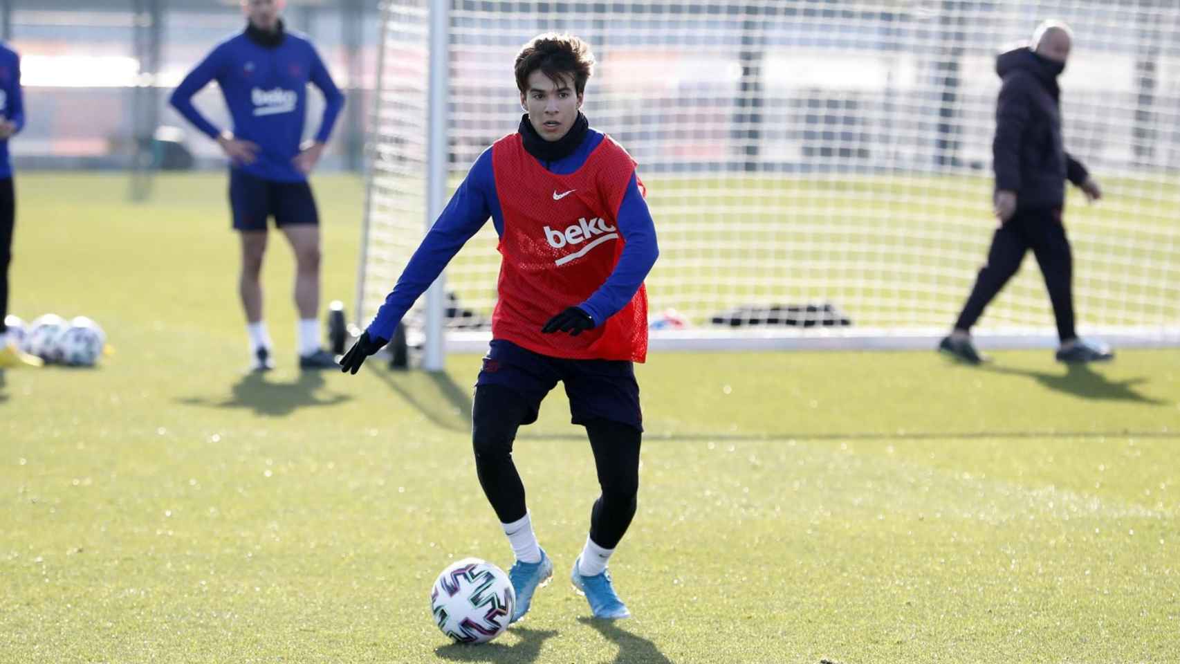 Riqui Puig en un entrenamiento del Barça previo a la Supercopa de España / FC Barcelona