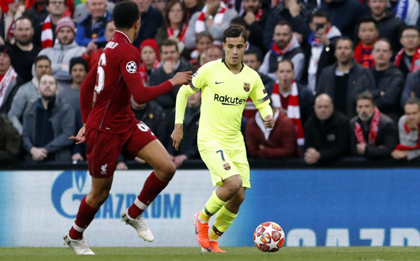 Coutinho, como alma en pena durante su regreso a Anfield / EFE