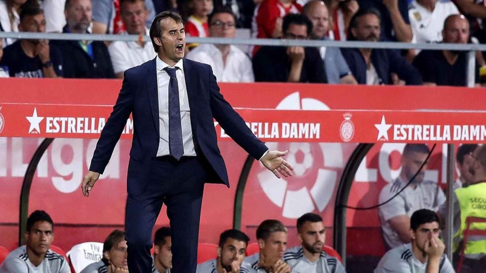 Julen Lopetegui recibe las primeras críticas de la afición del Real Madrid / EFE