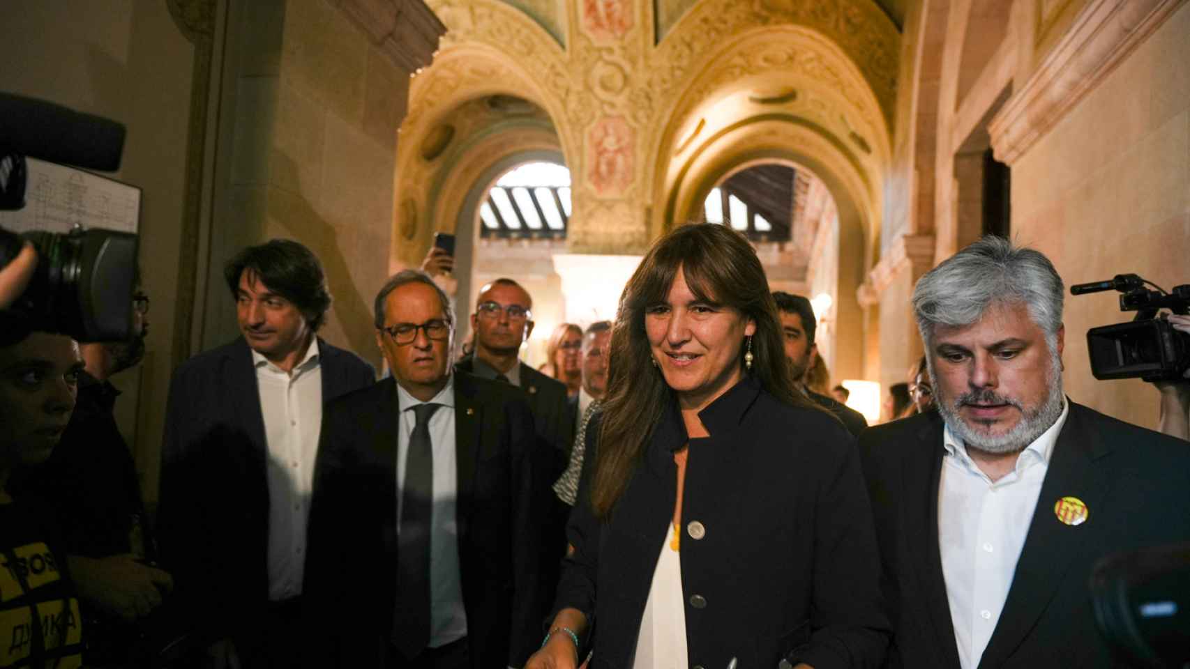 Borràs tilda de hipócritas a los diputados de ERC, PSC y CUP  / LUIS MIGUEL AÑÓN (CG)