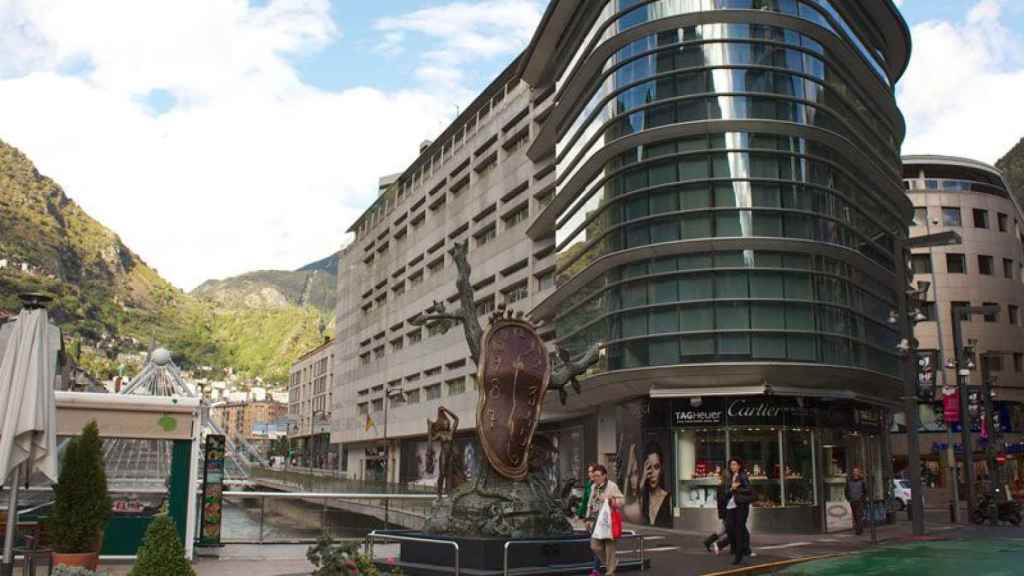 La principal avenida de Andorra La Vella