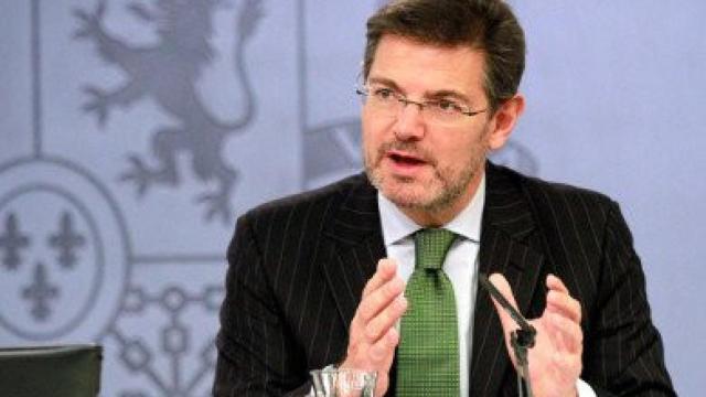 El ministro de Justicia, Rafael Catalá, en rueda de prensa tras el Consejo de Ministros, este viernes.