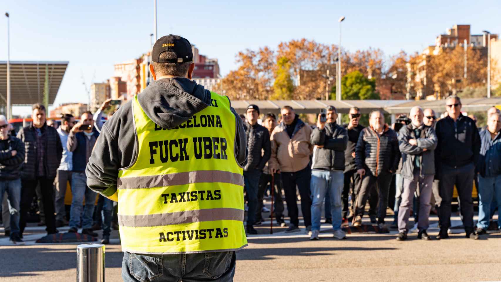 Asamblea de Élite Taxi celebrada en la estación de Sants / Luis Miguel Añón (CG)