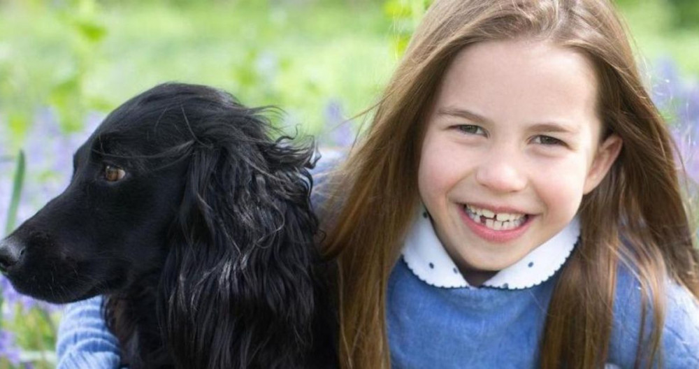 Carlota de Cambridge con su perro / INSTAGRAM