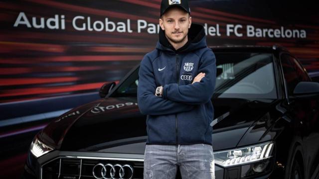 Ivan Rakitic con su nuevo audi