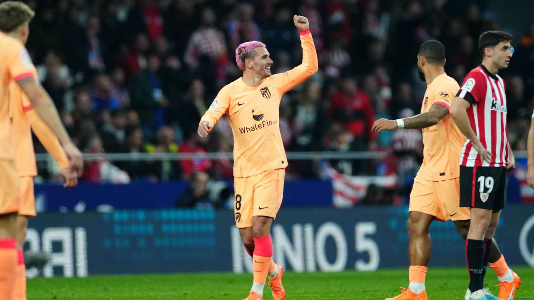 Antoine Griezmann, celebrando un gol marcado con el Atlético de Madrid contra el Athletic Club / EFE