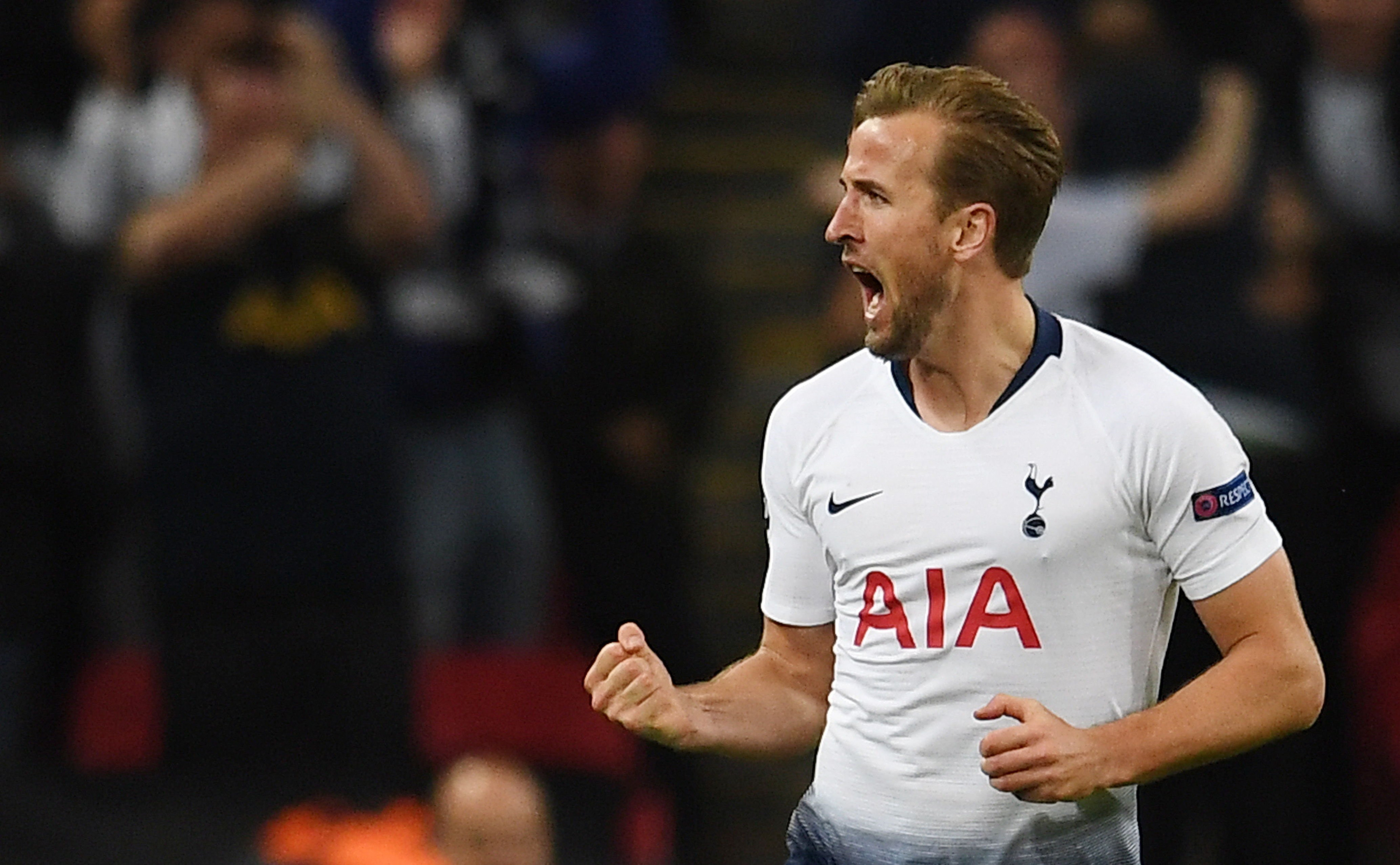 Harry Kane celebra su estéril gol al Barça / EFE