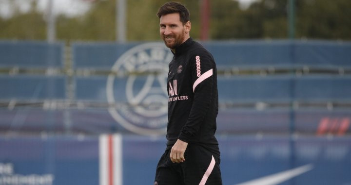 Leo Messi entrenando con el PSG / PSG