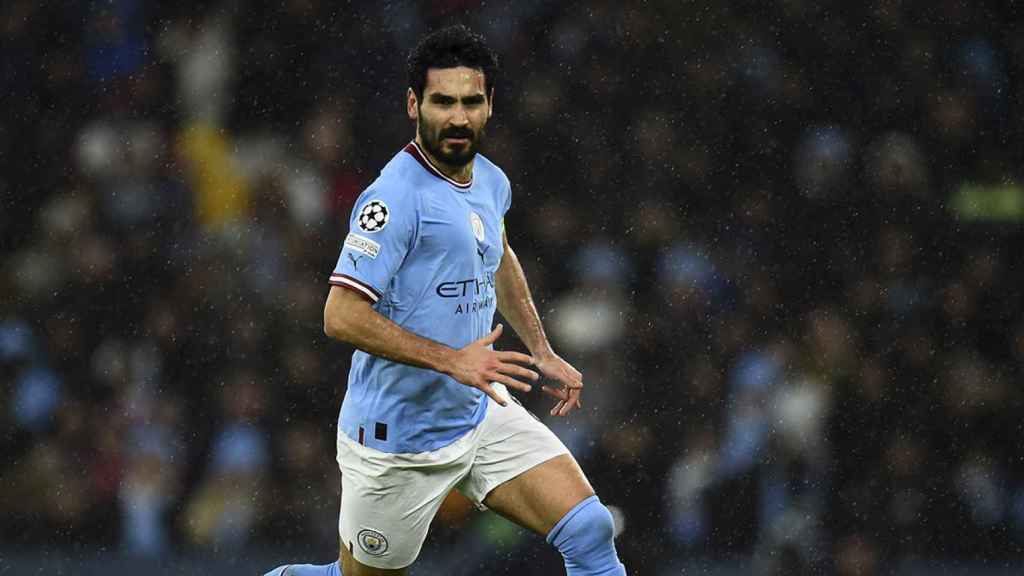 Ilkay Gundogan, objetivo del Barça, en un partido con el Manchester City / EFE