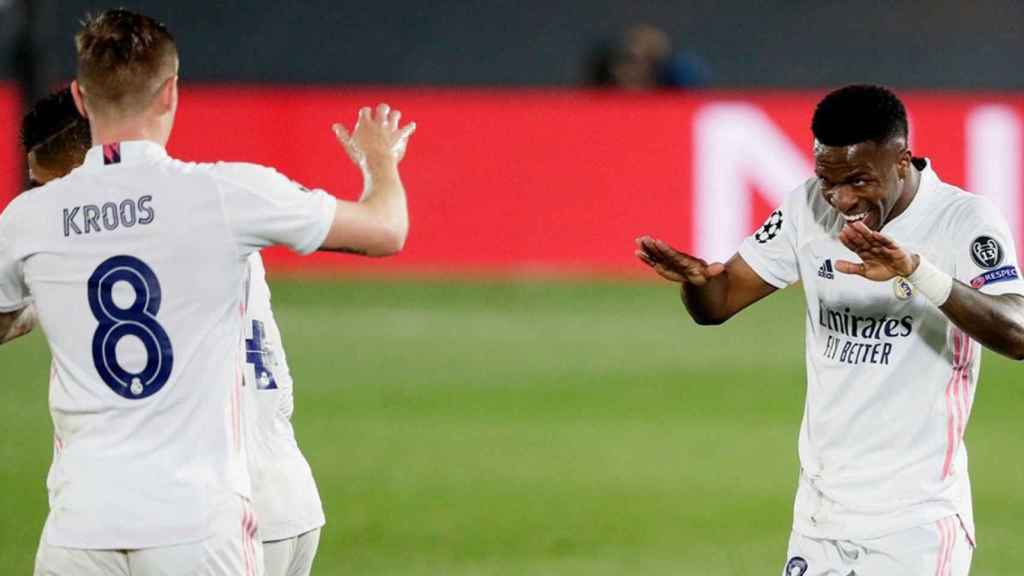 Vinicius y Toni Kroos celebrando su gol ante el Liverpool / REDES