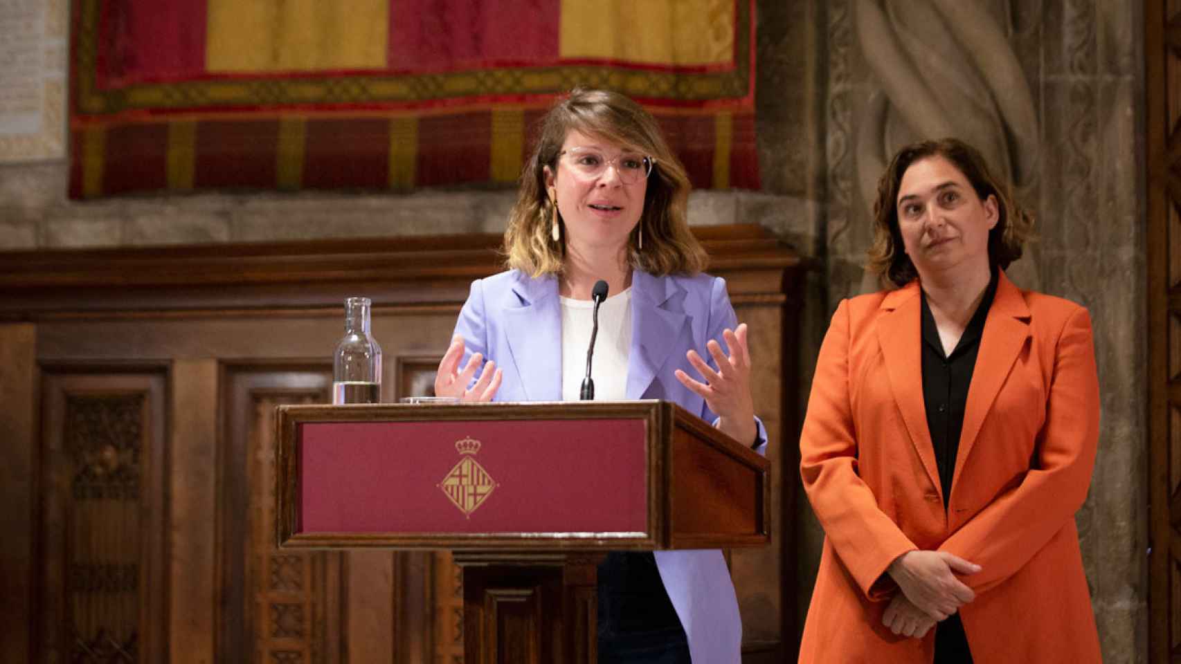 Janet Sanz, teniente de alcalde de Ecología de Barcelona, en una comparecencia / EP