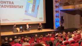 El presidente de ERC, Oriol Junqueras, presentando su libro en Igualada / CG