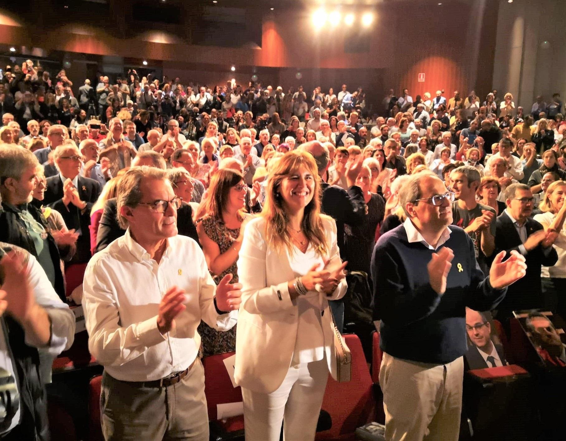 El expresidente de la Generalitat Artur Mas, la diputada Laura Borràs y el presidente Quim Torra en un acto de Junts per Catalunya en Terrassa / EUROPA PRESS