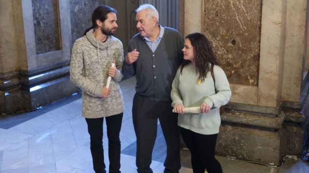 Gerard Gómez del Moral, Ernest Maragall y Rut Ribas, los tres diputados que formaron la Mesa de Edad del Parlament