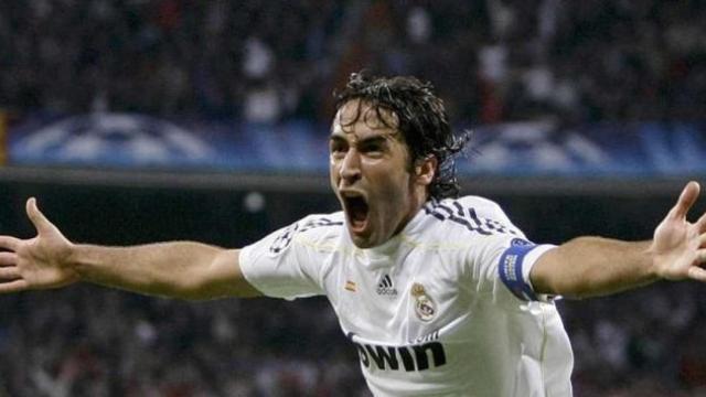 El exfutbolista Raúl González en una imagen de archivo como jugador del Real Madrid / EFE